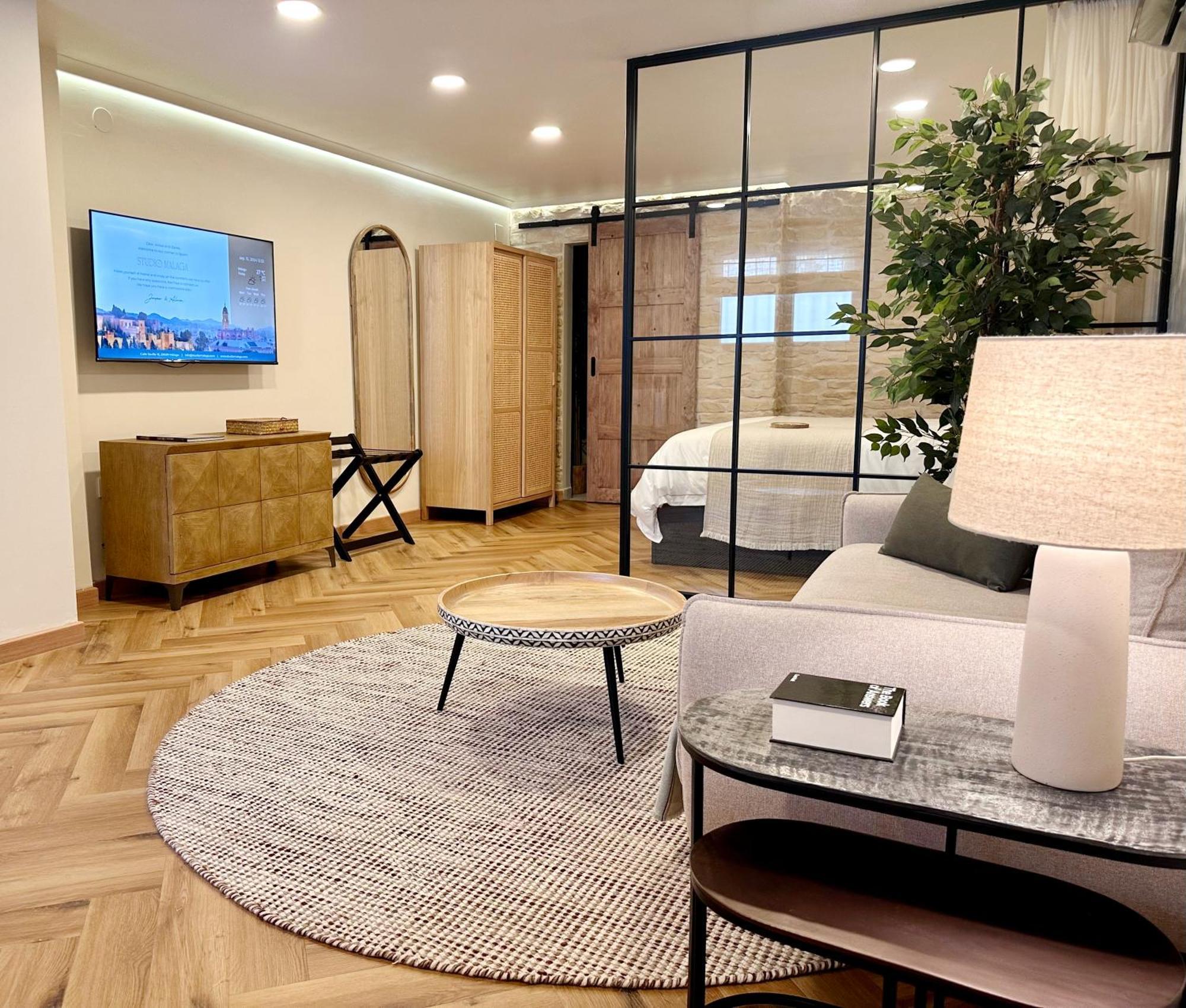 Studio Malaga Bagian luar foto